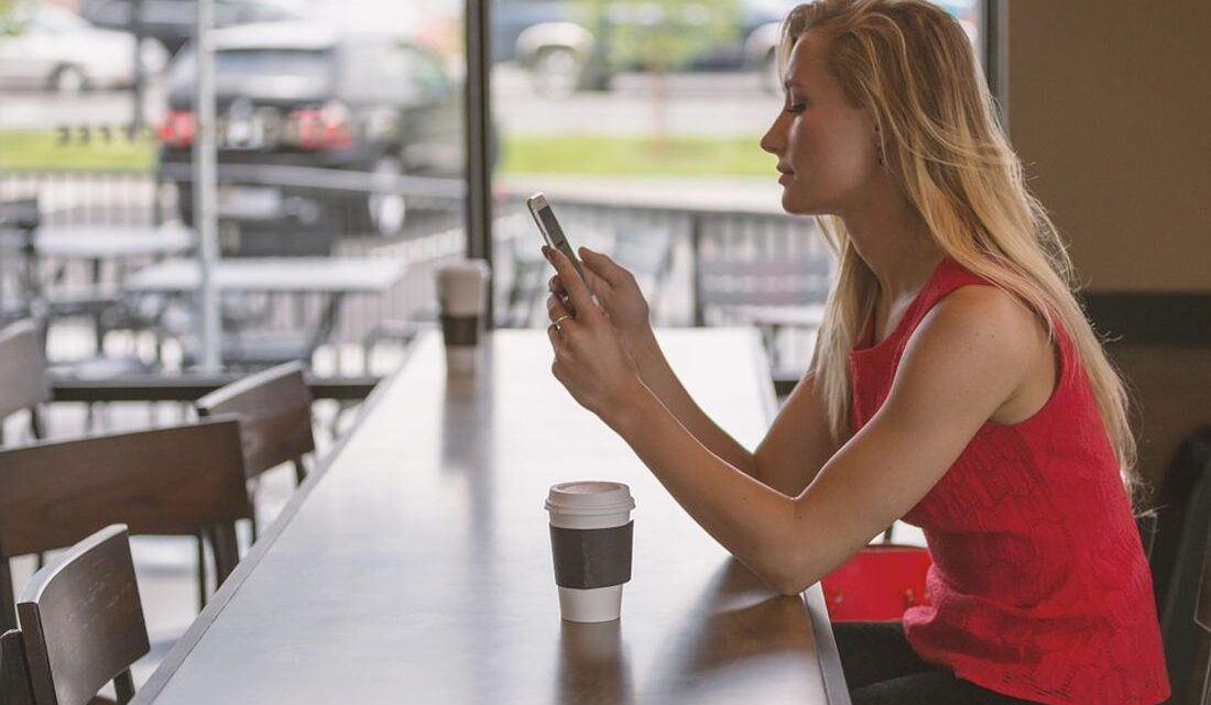 Ghosting et ghostbusting: quelles sont ces pratiques devenues courantes?